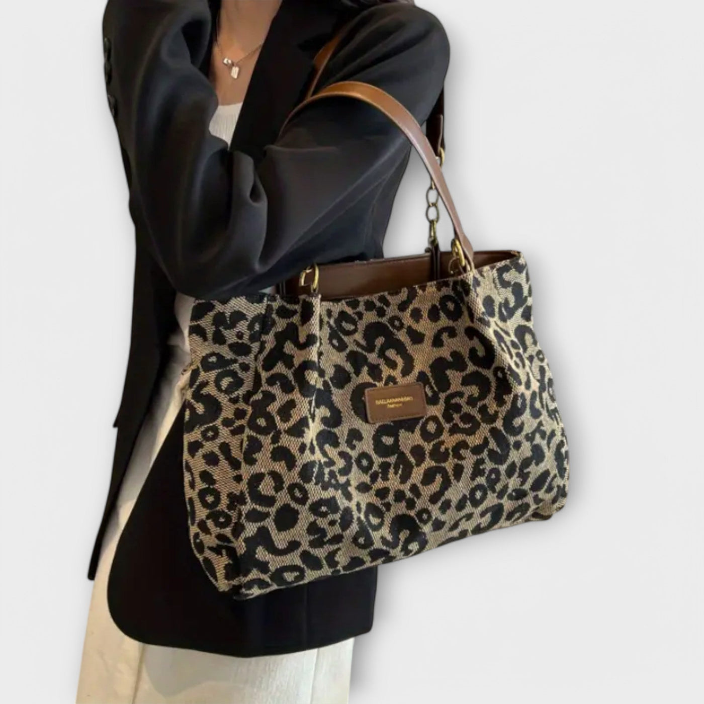Olivia™ | Leopard Canvas Bag