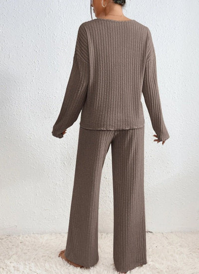 Karen - Ribbed Lounge Set | V-Neck & Wide Leg