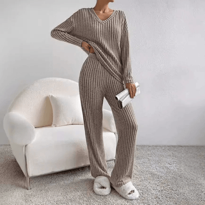 Karen - Ribbed Lounge Set | V-Neck & Wide Leg