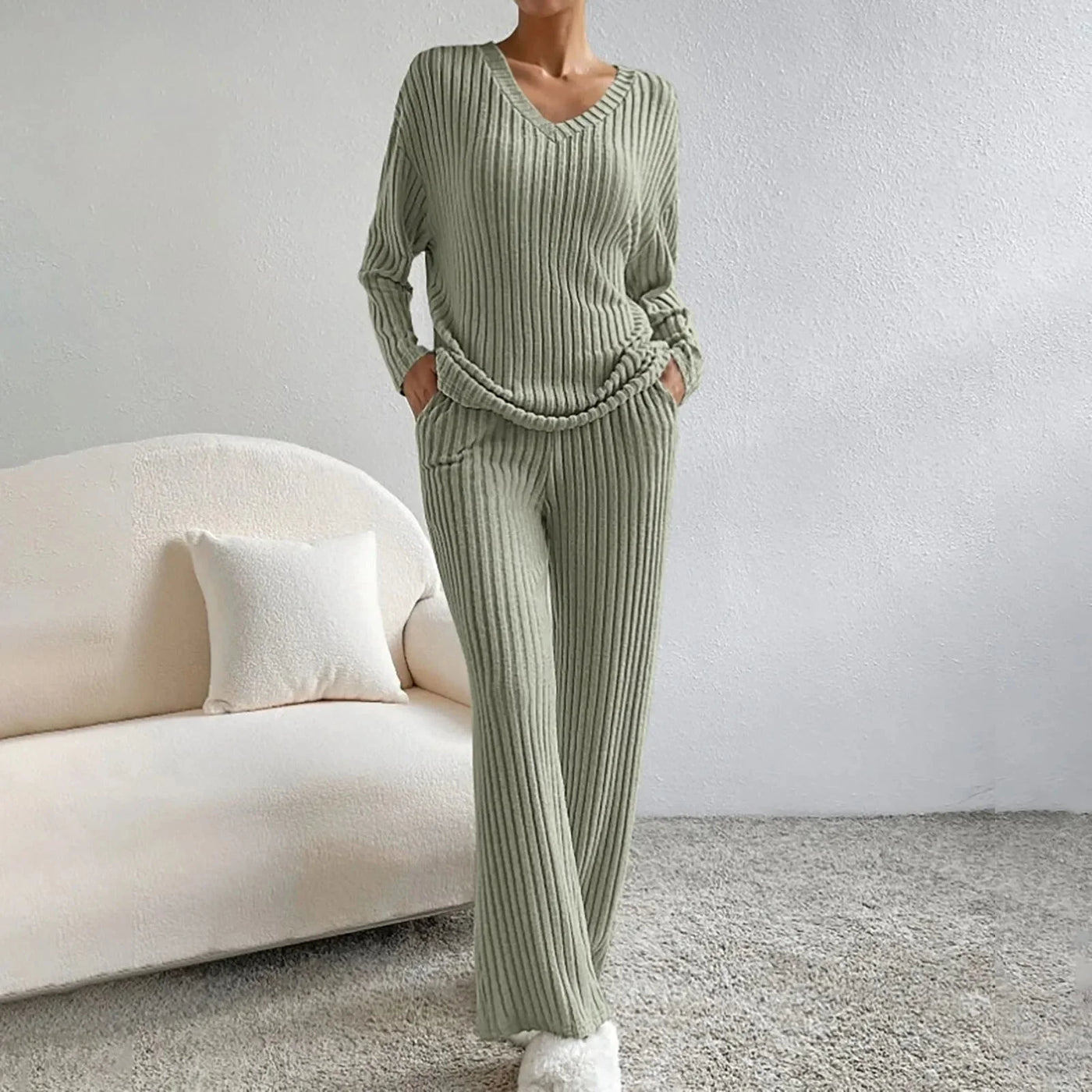 Karen - Ribbed Lounge Set | V-Neck & Wide Leg
