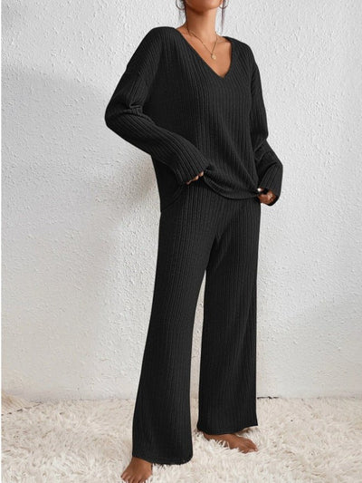 Karen - Ribbed Lounge Set | V-Neck & Wide Leg
